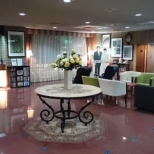 Hotel Crown Hills